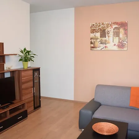 Nador Apartman *