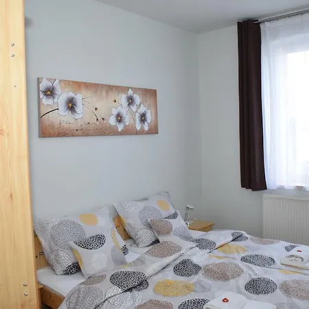 Nador Apartman *