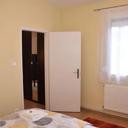 Nador Apartman * Győr